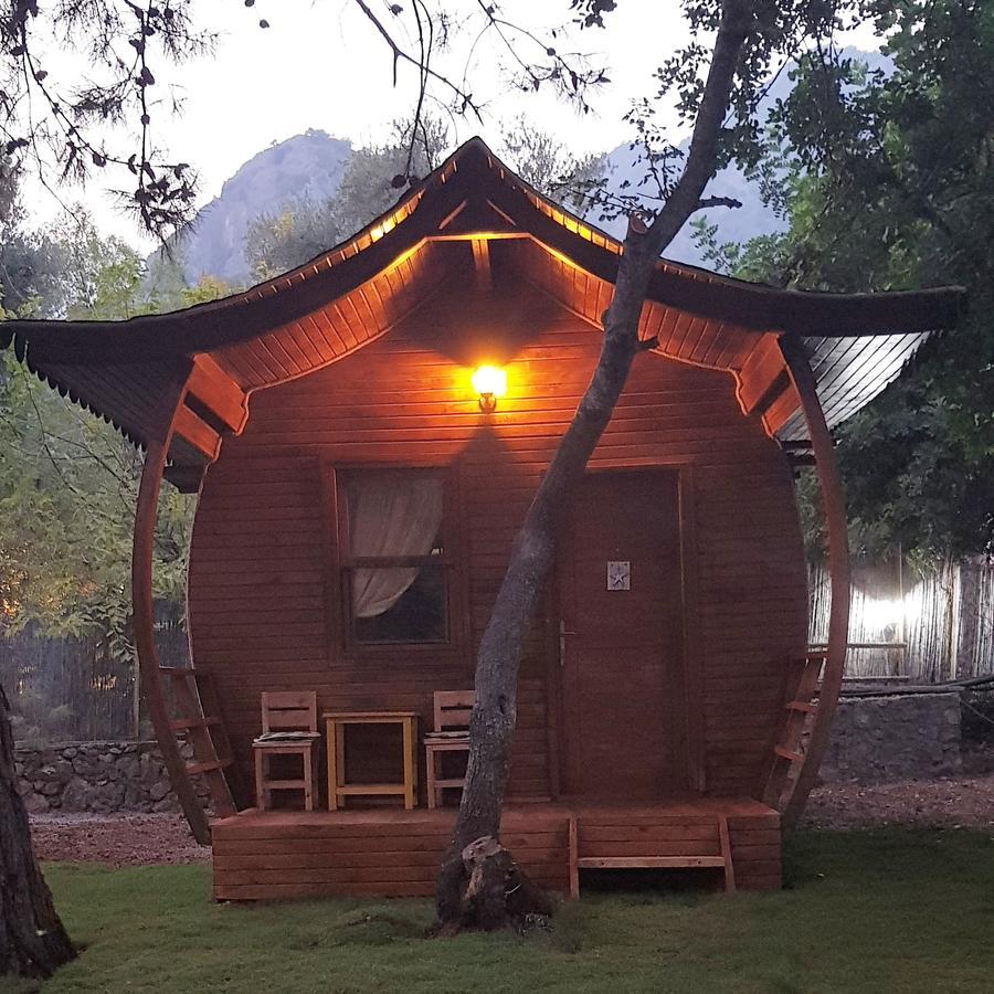 Green Pine Beach & Bungallows Хисарону Екстериор снимка