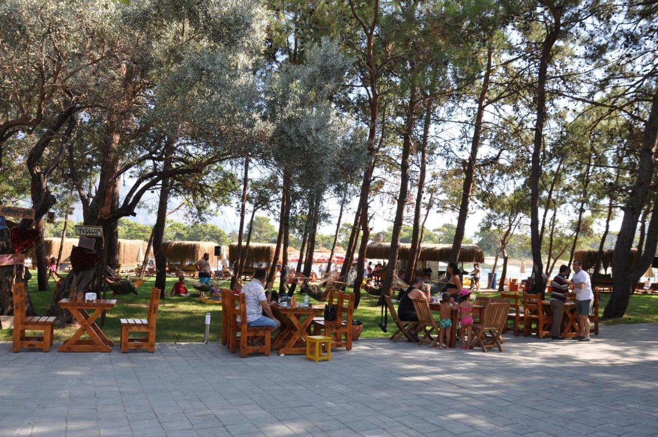 Green Pine Beach & Bungallows Хисарону Екстериор снимка