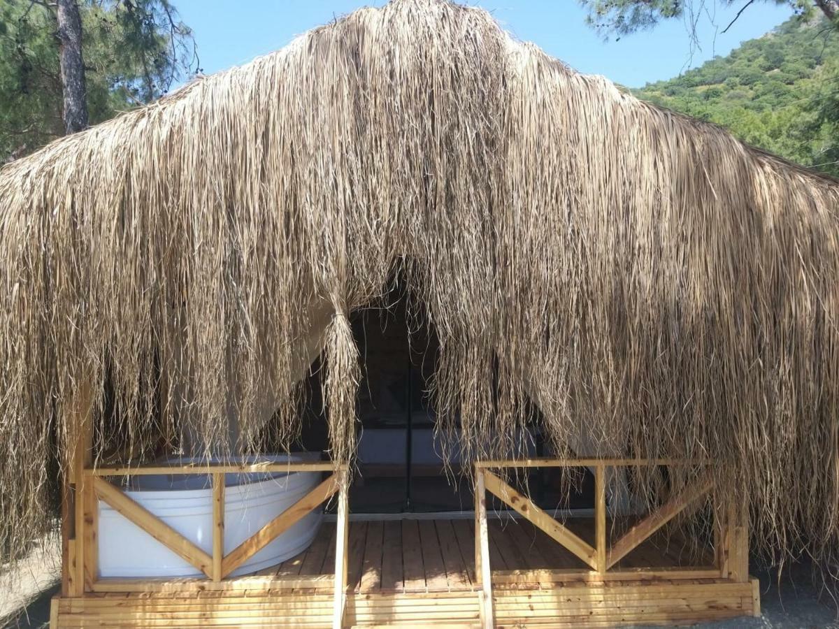 Green Pine Beach & Bungallows Хисарону Екстериор снимка