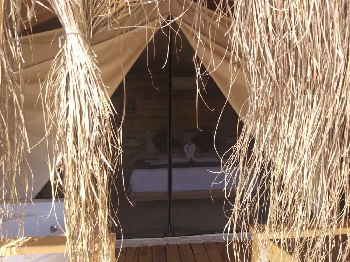 Green Pine Beach & Bungallows Хисарону Екстериор снимка