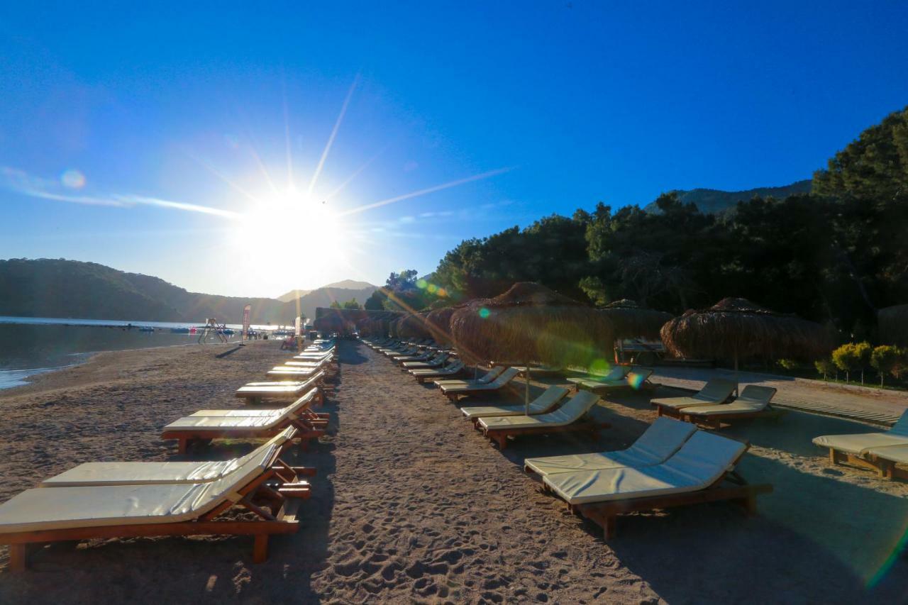 Green Pine Beach & Bungallows Хисарону Екстериор снимка