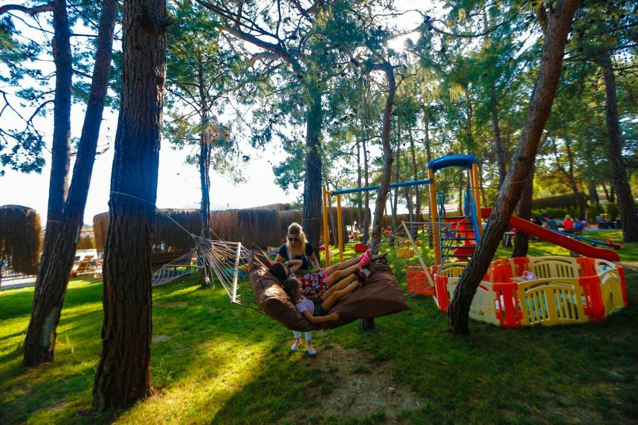 Green Pine Beach & Bungallows Хисарону Екстериор снимка